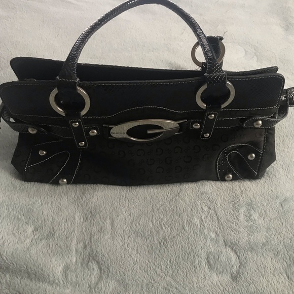 Guess purse - Picture 2 of 2